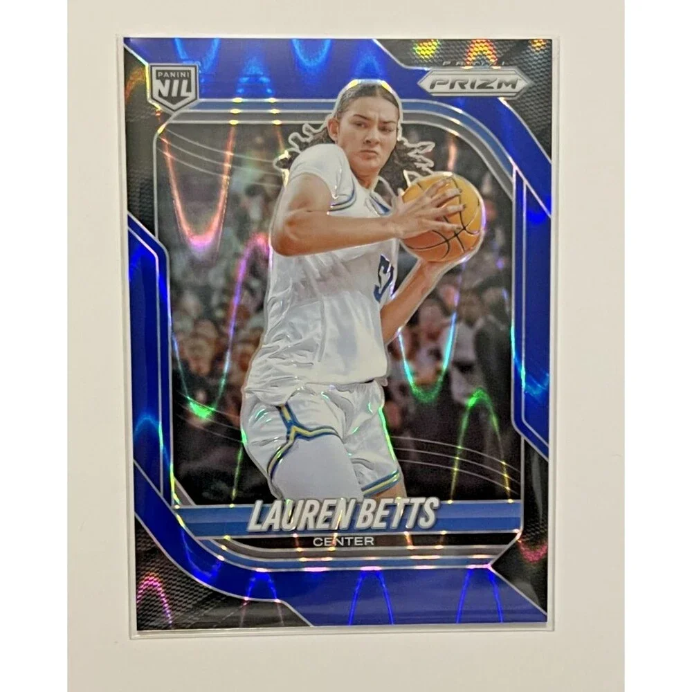 Panini 2025-26 Prizm Basketball Lauren Betts #26 UCLA Bruins NCAA 014/199